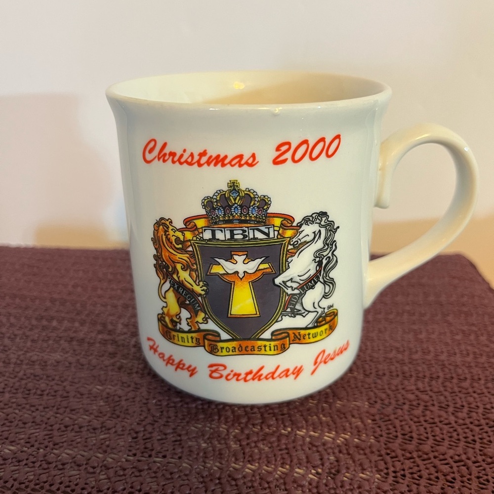 VINTAGE TRINITY BROADCASTING NETWORK (TBN) HAPPY BIRTHDAY JESUS MUG PREOWNED